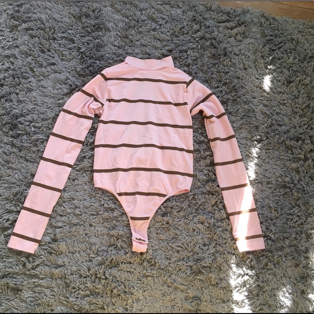 Fashion Nova bodysuit turtleneck